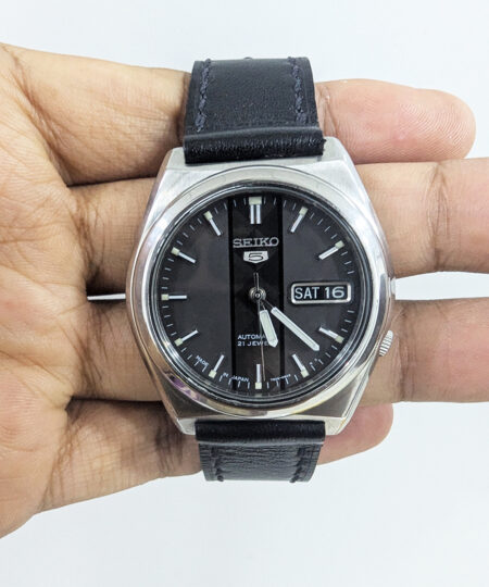 Seiko 5 Gray Deco